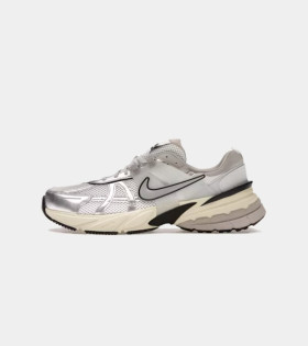 Nike V2K Run Sumit White Metllic Silver